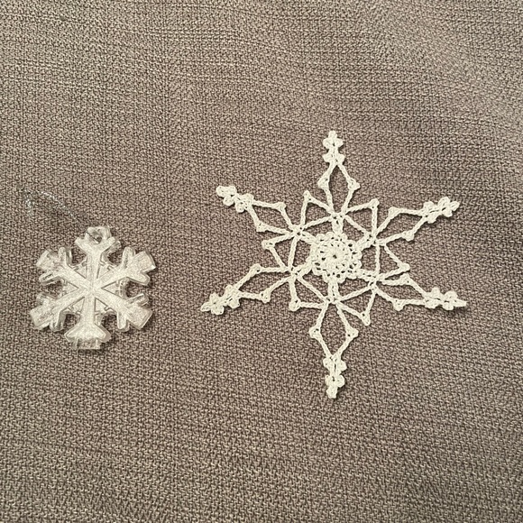 Set of 2 Snowflake Ornaments - Picture 7 of 7